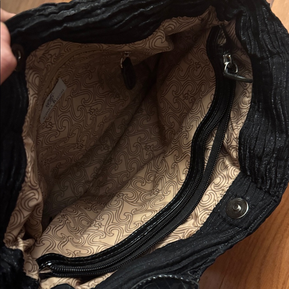 Sienna Ricchi Handbag - Picture 2 of 4